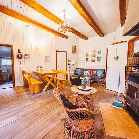 Cozy Nature Retreat With Patio Fireplace Garden Maciejowice Exterior photo