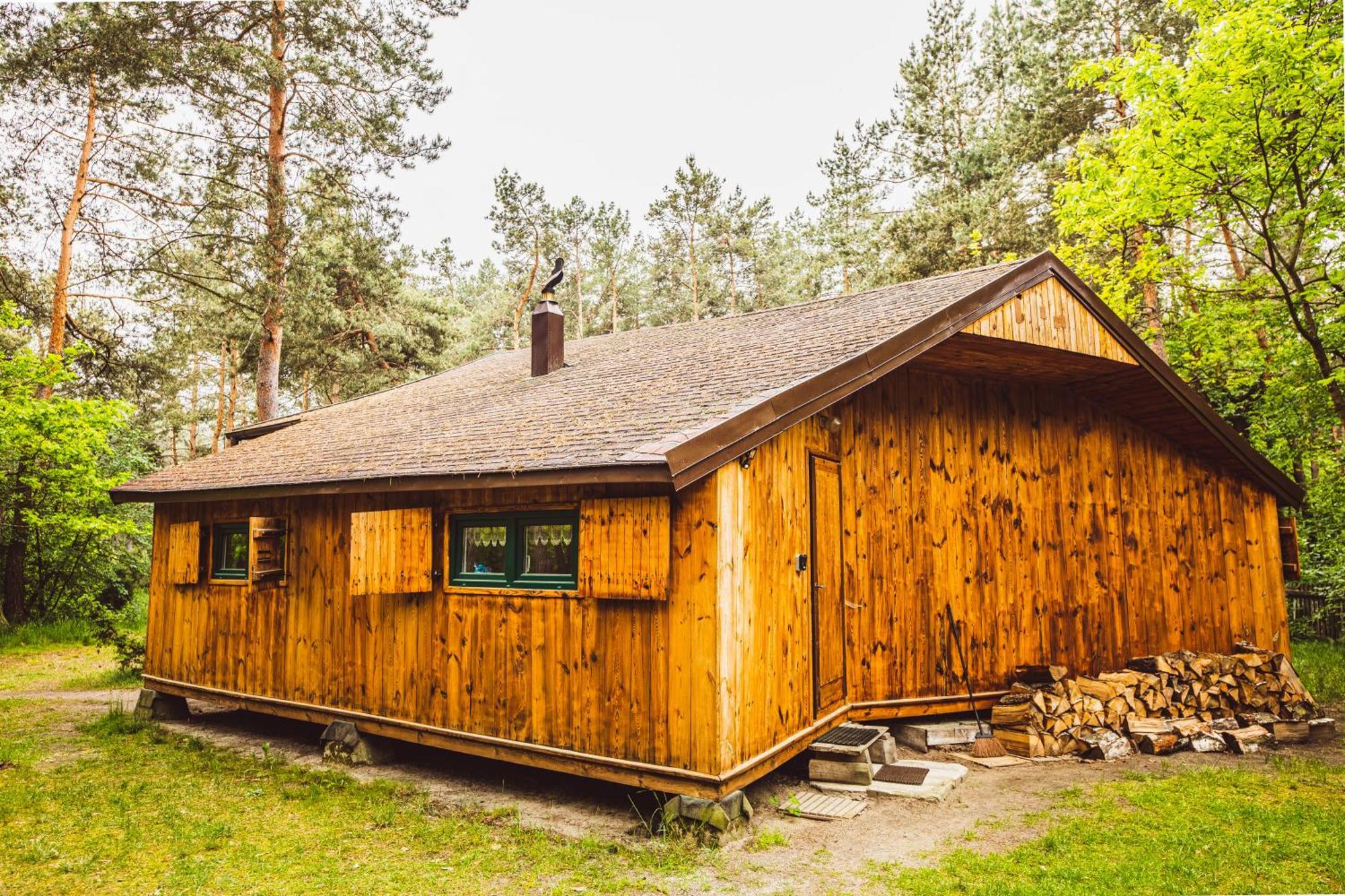Chalet Cozy Nature Retreat With Patio Fireplace Garden *