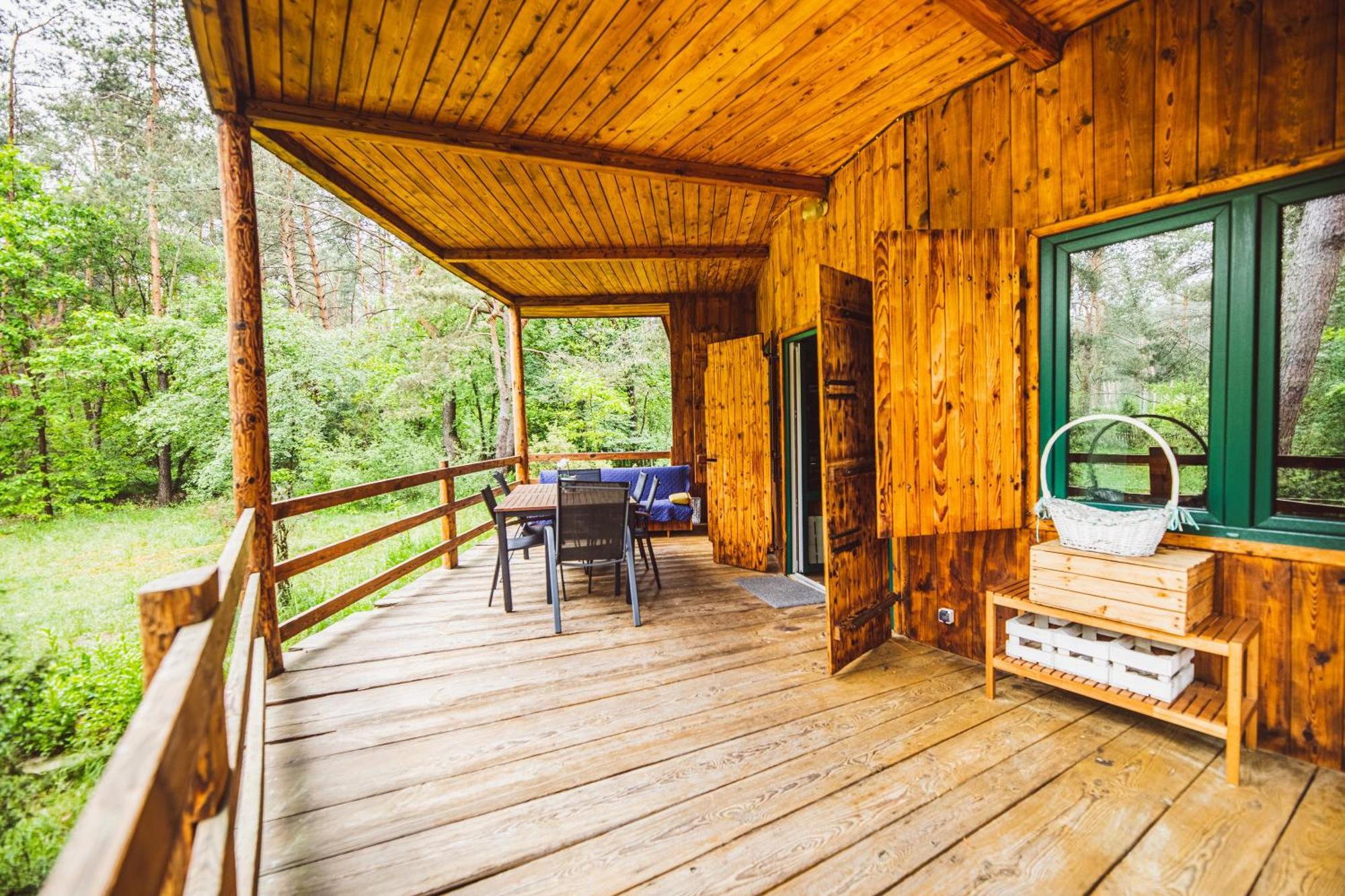 Cozy Nature Retreat With Patio Fireplace Garden Chalet *